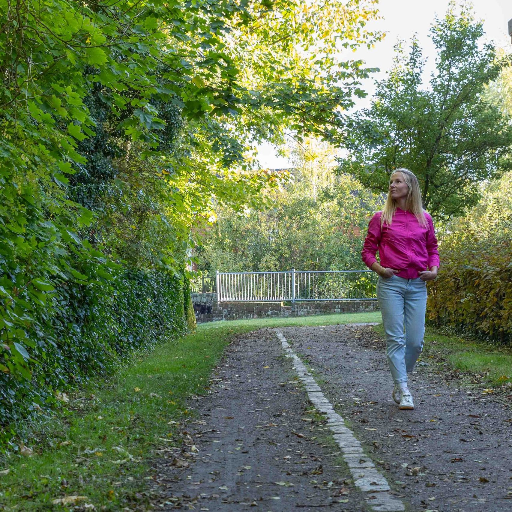Porträt von Frederike Meyer, Expertin für Energiemedizin und Bewusstseinsmedizin – der Körper kennt keine Diagnosen